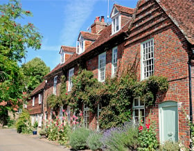 Exterior_Houses_Row_Flowers_SmallerImg