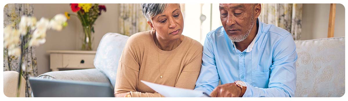 Couple planning retirement budget