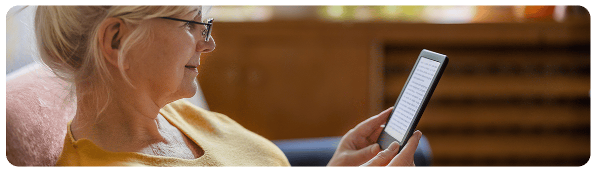 woman_reading_kindle