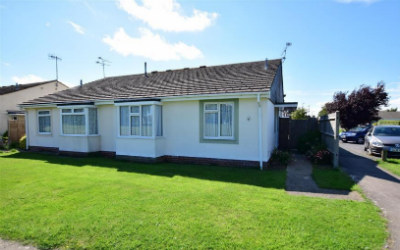 3 bedroom bungalow Sussex